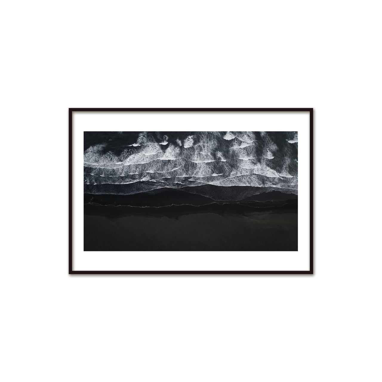 Mroczne Wybrzeże: Perspektywa Minimal